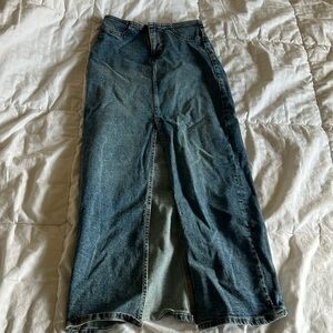 H&m divided denim maxi skirt with a slit size 0